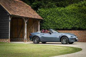 Mazda MX-5 R-Sport 2020 года  (UK)